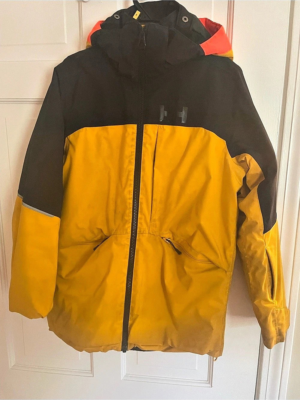 Helly Hansen Boys Alta Shelter Jacket Ski Jacket Yellow & Black 152/12